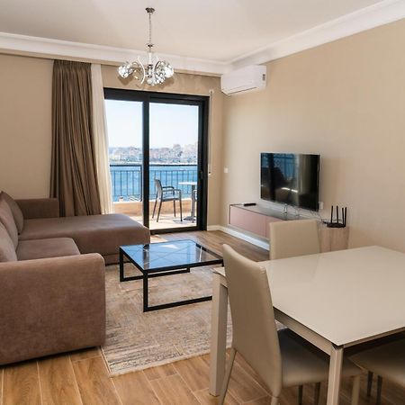 Blissful Apartments ซารานเดอ ภายนอก รูปภาพ