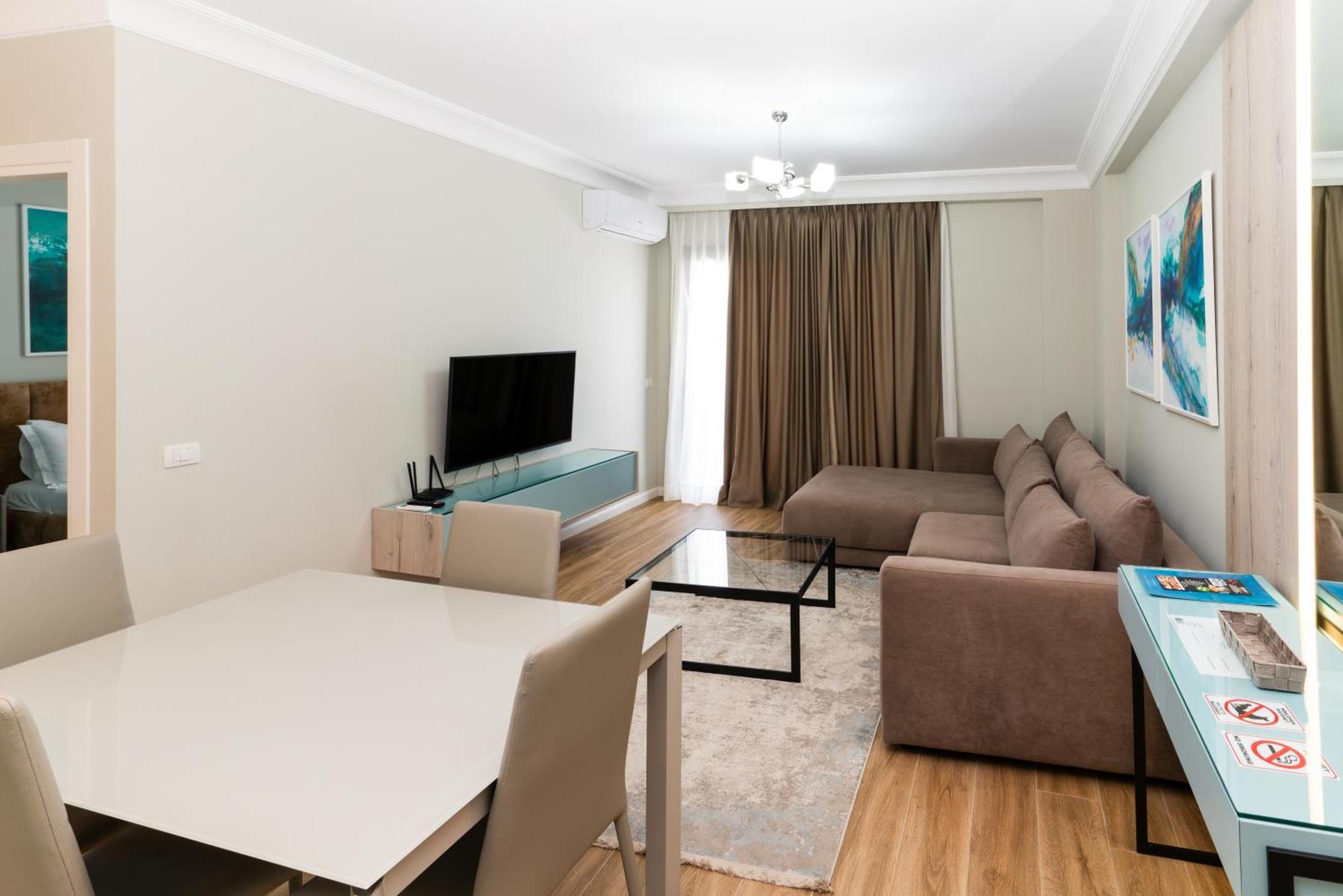 Blissful Apartments ซารานเดอ ภายนอก รูปภาพ