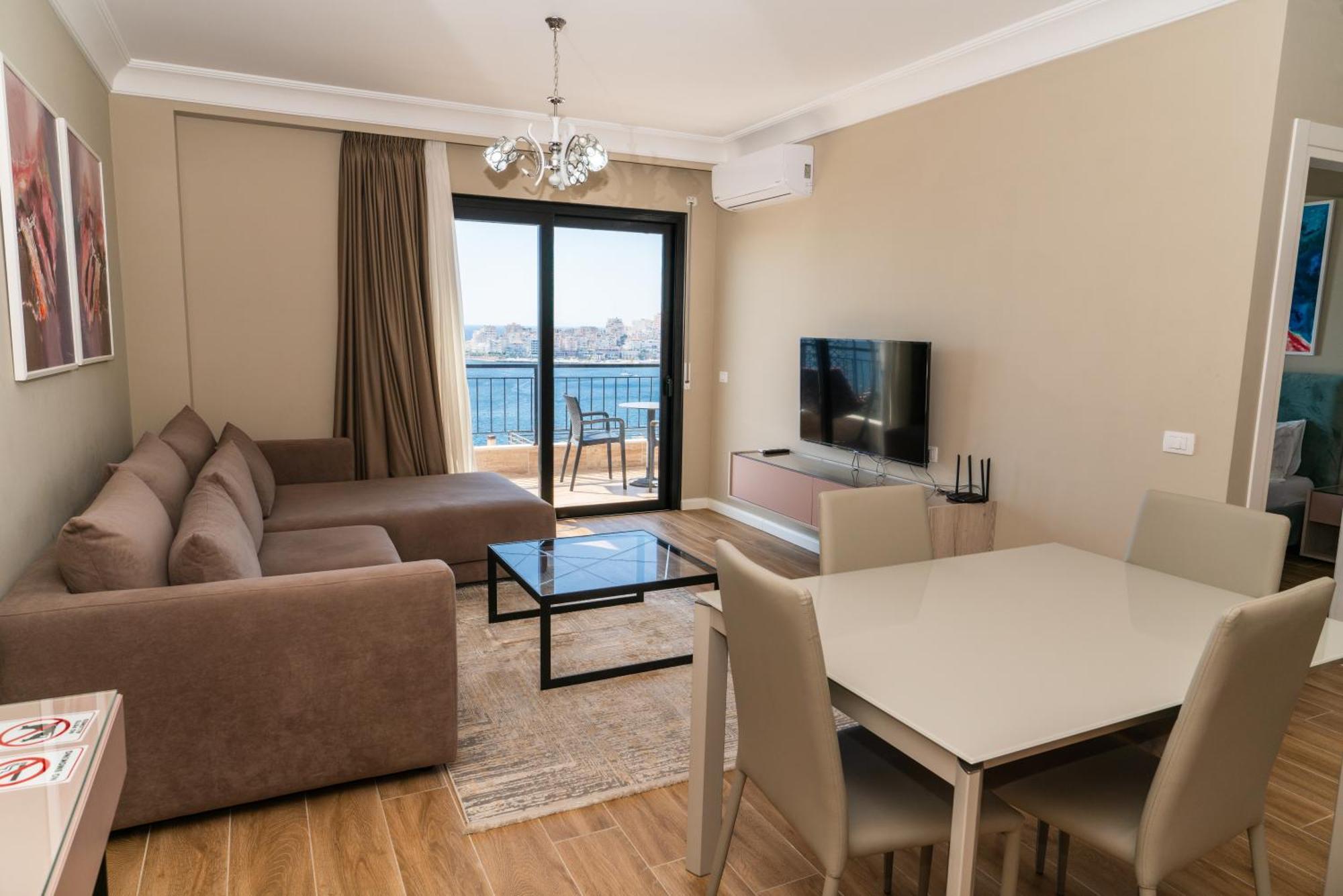 Blissful Apartments ซารานเดอ ภายนอก รูปภาพ