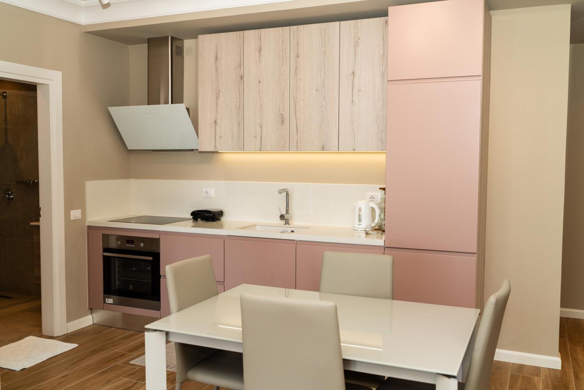 Blissful Apartments ซารานเดอ ภายนอก รูปภาพ